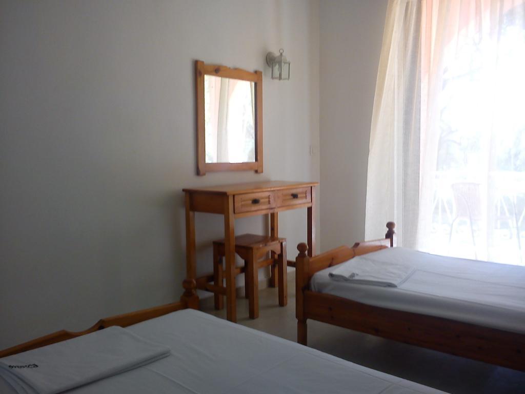 Elaia Resorts Perama  Phòng bức ảnh